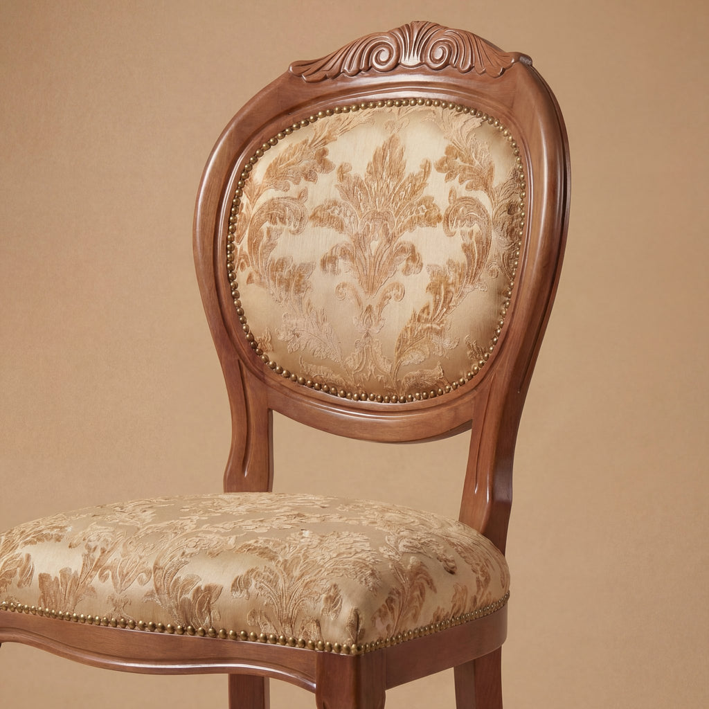 La chaise à manger 'Louis-Philippe Foglia' | Finition noyer classique