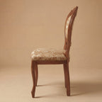 La chaise à manger 'Louis-Philippe Foglia' | Finition noyer classique